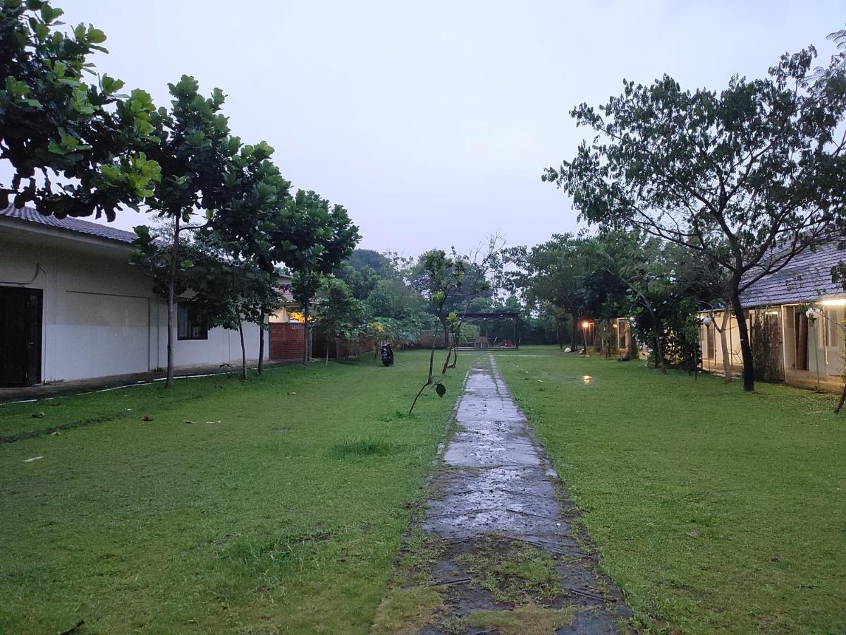 Green Forest Resort Villa Bogor Exterior photo